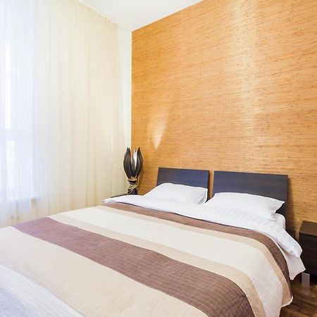 Navit Apartments With Breakfast, Near The Railway Station, The City Center, The Park Kiev Esterno foto
