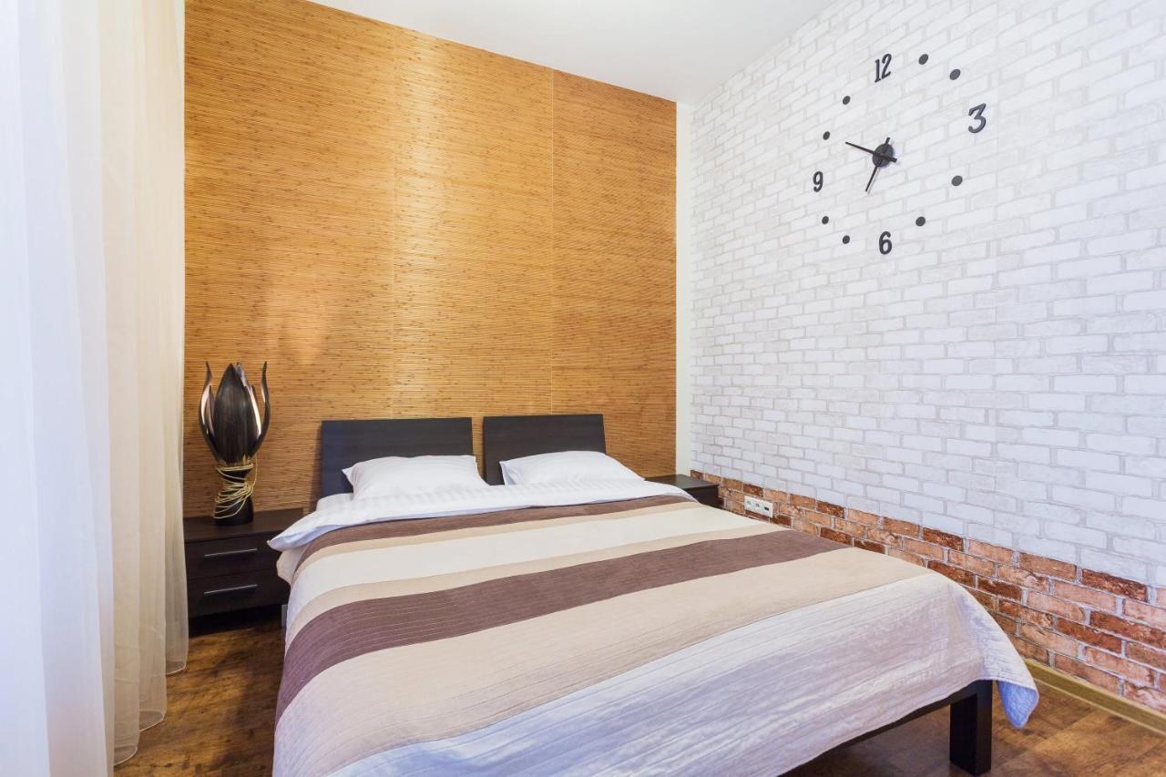 Navit Apartments With Breakfast, Near The Railway Station, The City Center, The Park Kiev Esterno foto