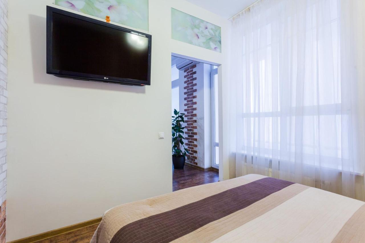 Navit Apartments With Breakfast, Near The Railway Station, The City Center, The Park Kiev Esterno foto