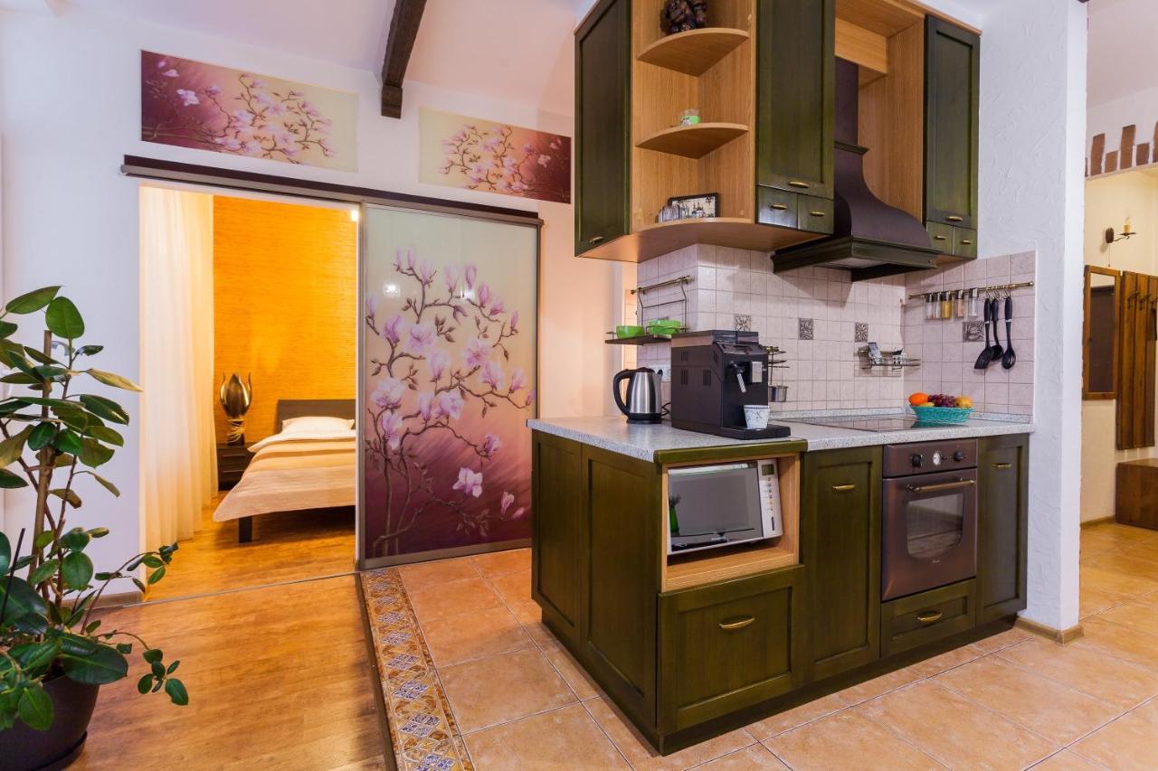Navit Apartments With Breakfast, Near The Railway Station, The City Center, The Park Kiev Esterno foto