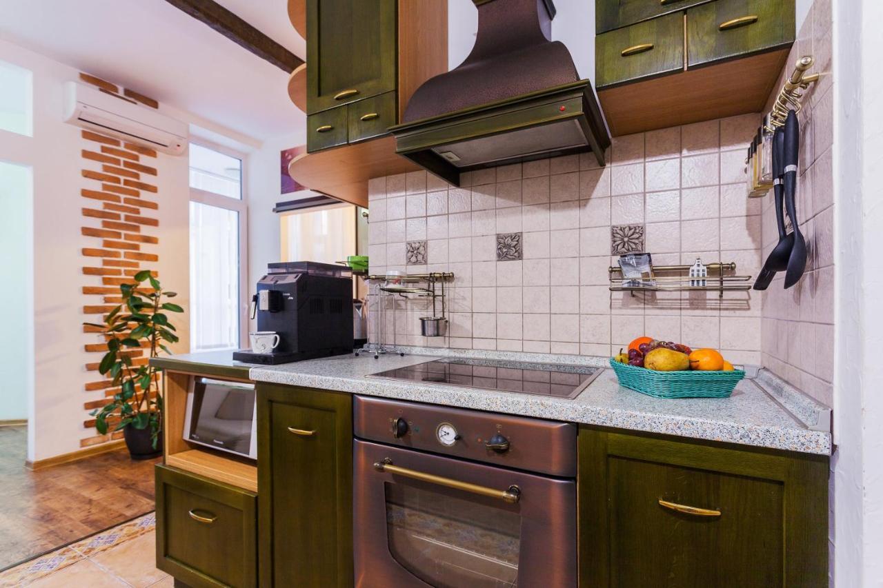 Navit Apartments With Breakfast, Near The Railway Station, The City Center, The Park Kiev Esterno foto